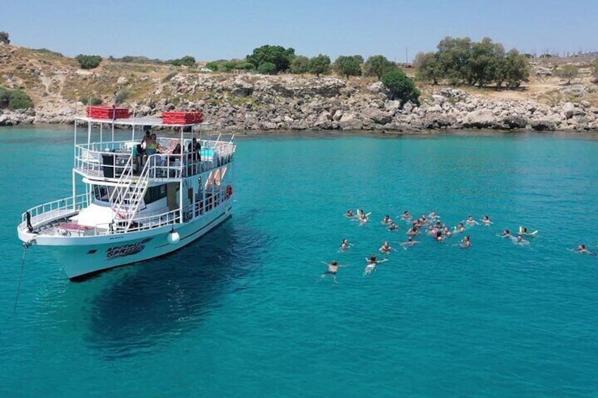 Boat Cruise in Lindos with Swim Stops and Lunch