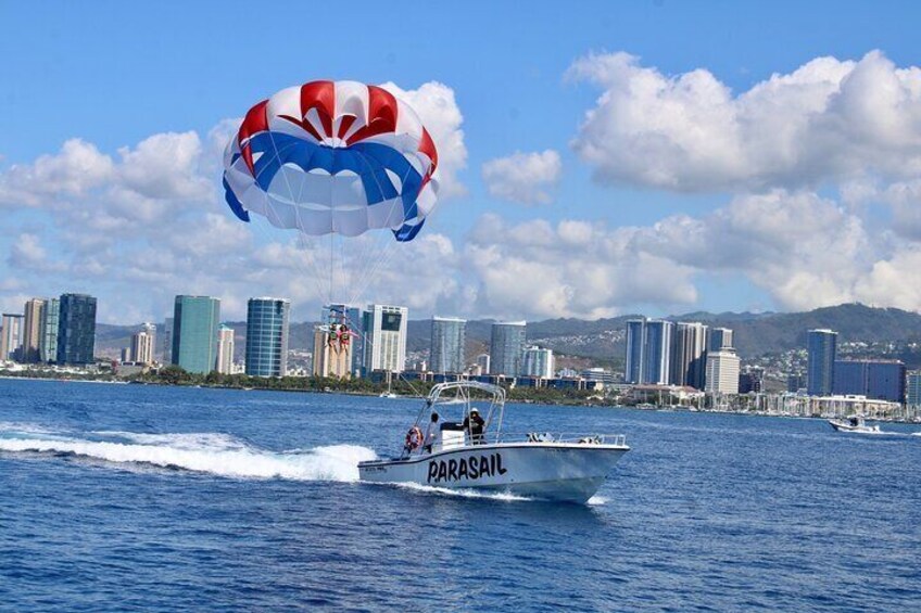 Waikiki Extreme Parasailing 