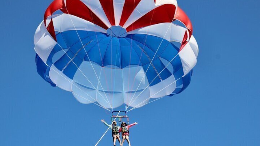 Waikiki Extreme Parasailing