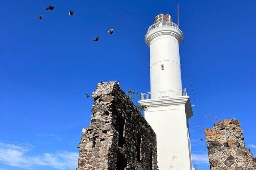 Private Have It Your Way Tour in Colonia del Sacramento