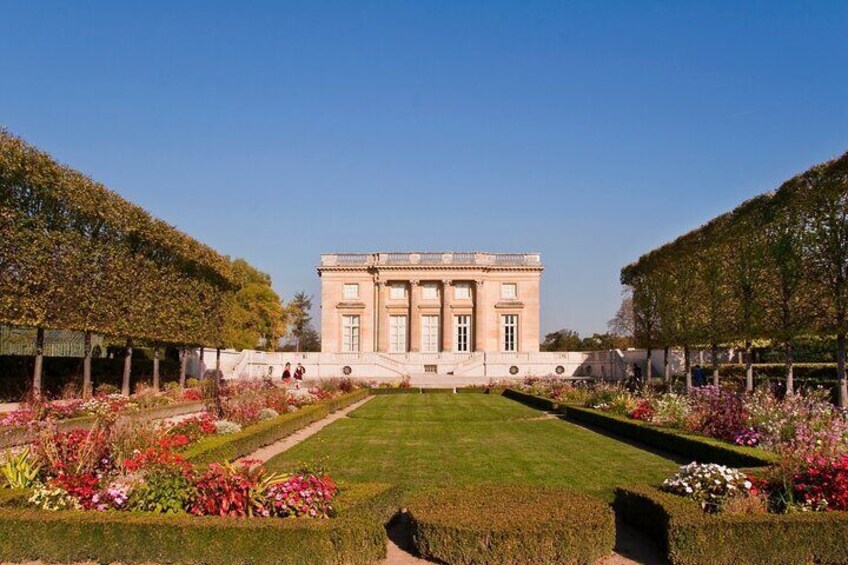 Versailles Palace, Gardens, Trianon Estate Fast-Track Tour