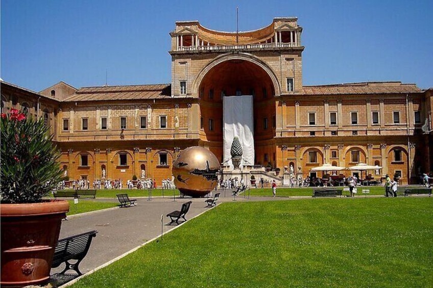 Skip the Line Ticket to Vatican Museum And Sistine Chapel