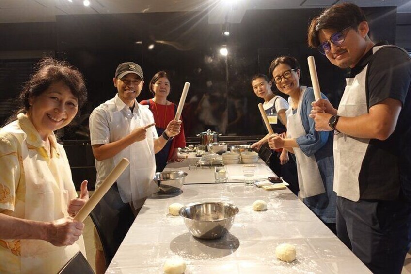 Jiro Style Ramen Making and Akihabara Groceries Store Experience