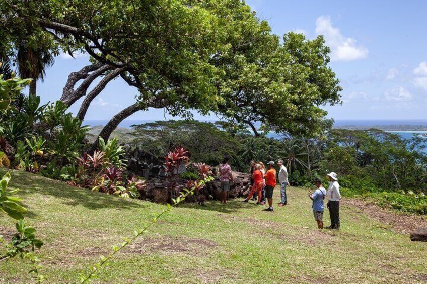 BORA BORA ATV TOUR, BORA BORA QUAD ADVENTURE, SNORKELING TOUR, SWIMMING, EAGLES, SHARKS, CORAL GARDEN, OCEAN, FISH, BLUE LAGOON, LUNCH, VIEWPOINT, EXCLUSIVE SPOTS, BORA BORA ADVENTURES