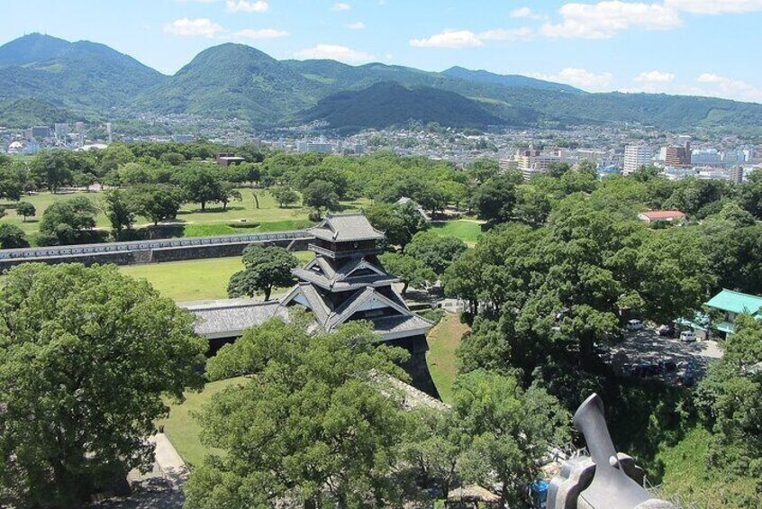 Kyushu Kumamoto & Aso Volcano Castle Day Tour