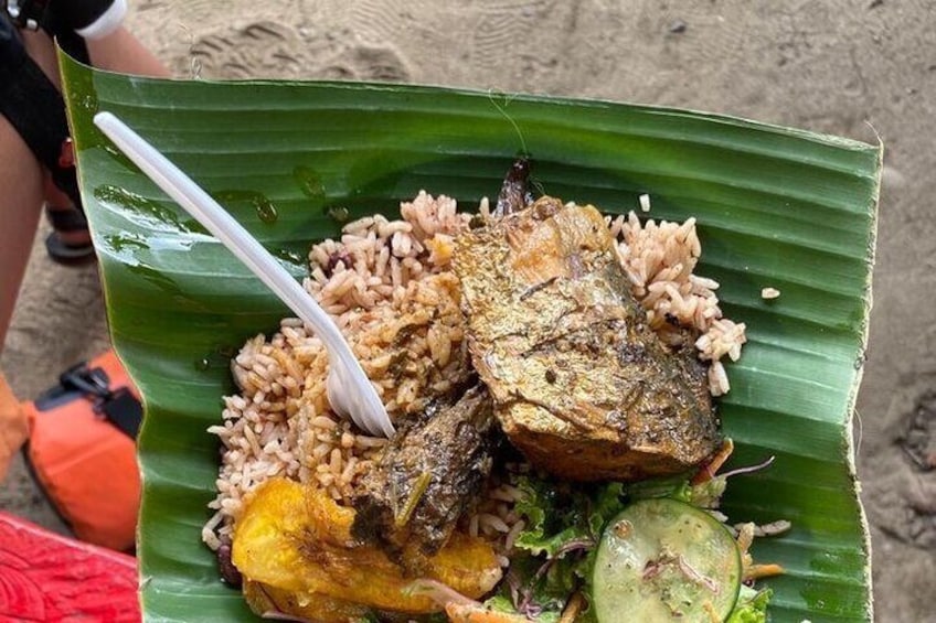 Authentic Jamaican Dining Experience