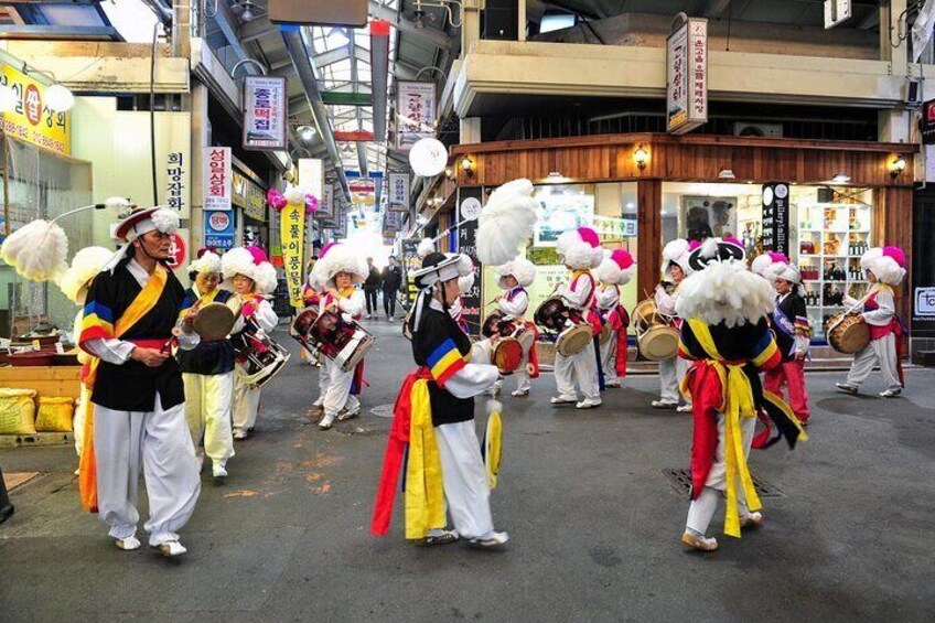 Seoul to Jeonju Day Tour: Exploring Traditional Korea