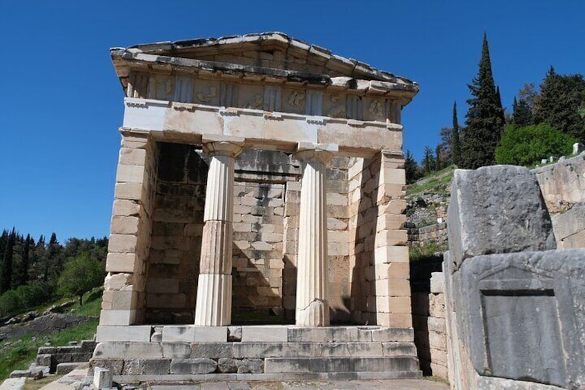 Mystic Delphi Private Tour