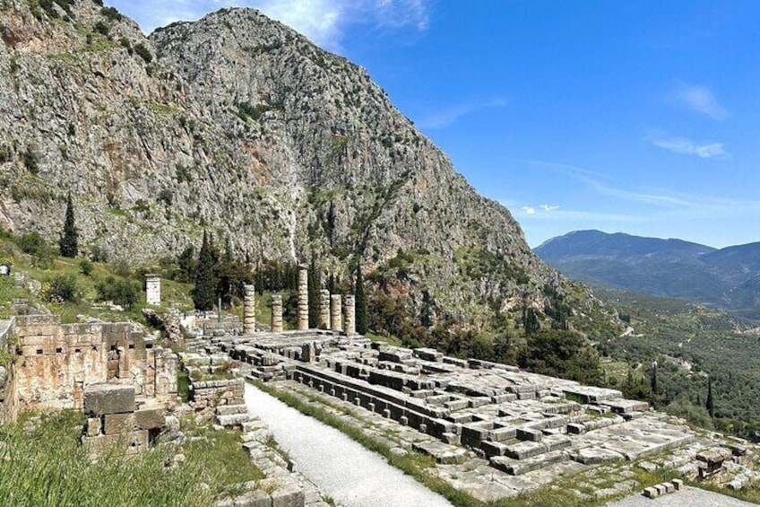 Mystic Delphi Private Tour