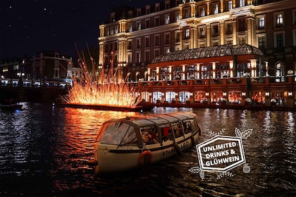 Amsterdam: Light Festival Boat with Unlimited Drinks & Bites