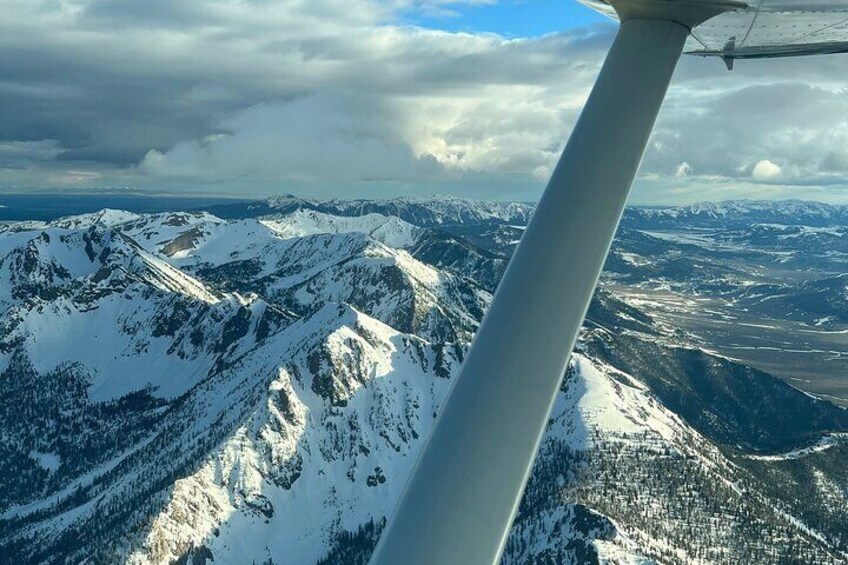 45 Minute Aerial Tour Over West Yellowstone's Rugged Mountains