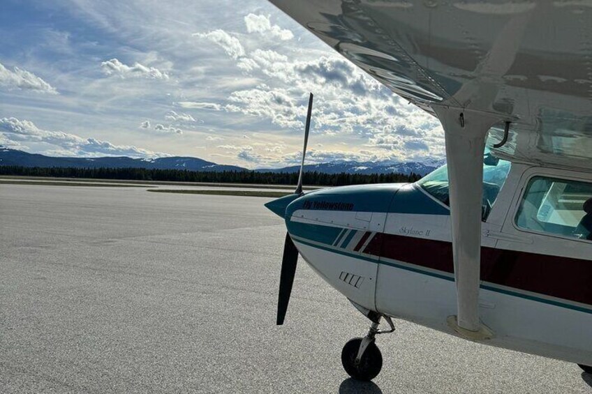 45 Minute Aerial Tour Over West Yellowstone's Rugged Mountains