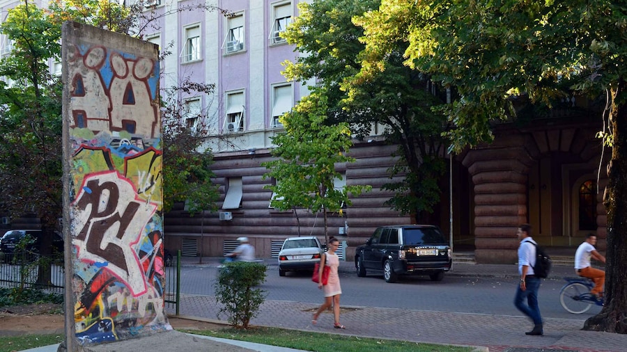 A Communist Manifesto: Tirana before and after