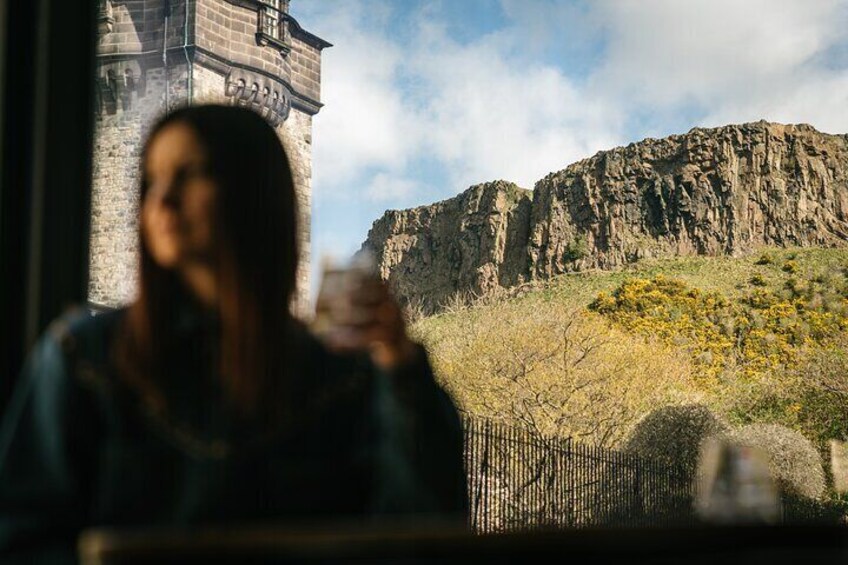 Edinburgh Food Tour with Drinks