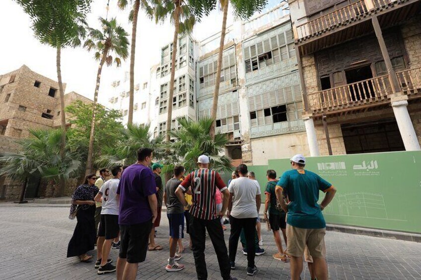 Tour Al Balad with A local Certified Guide