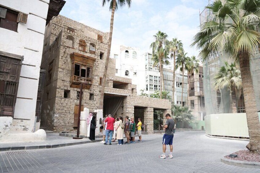 Tour Al Balad with A local Certified Guide