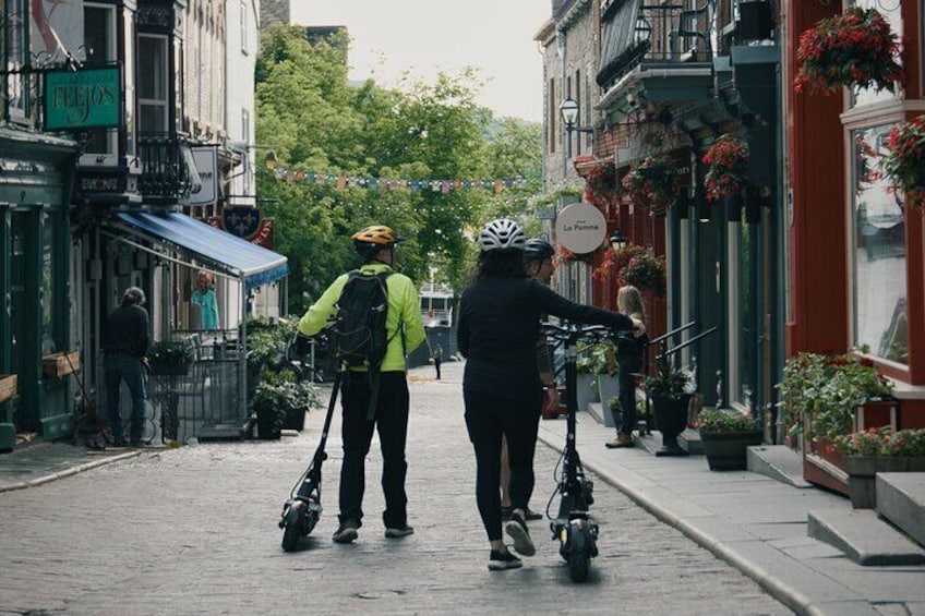 Electric Scooter Guided Tour of Quebec City