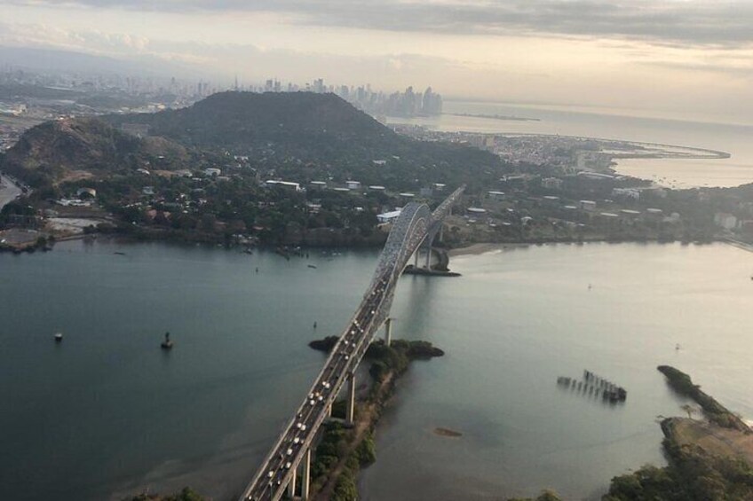 Private Panoramic Helicopter Tour over Panama City