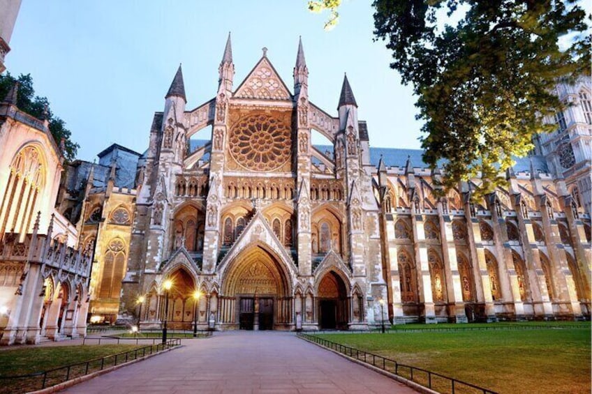 Westminster Abbey's Audio Tour with Timed Entry Ticket in London