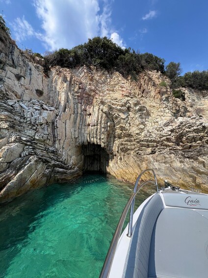 Picture 18 for Activity Sarandë:Boat tour in places and caves only accessible by sea