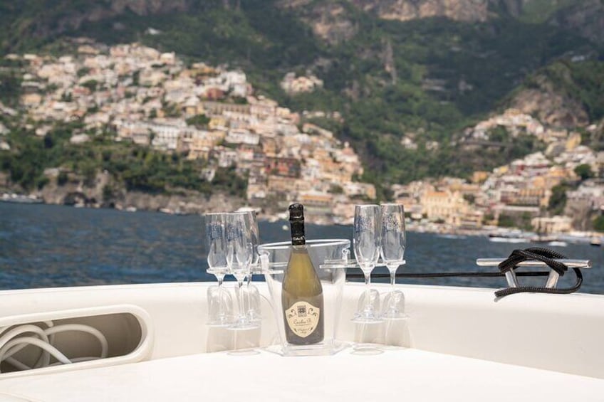 Private Luxury Tour of Amalfi Coast with Drinks 