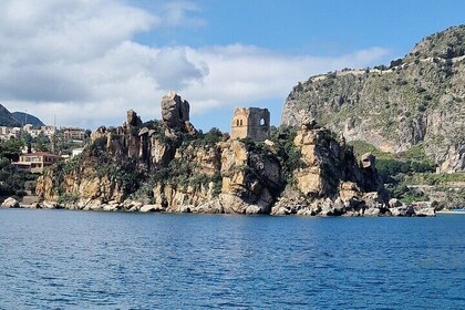 Boat excursion to Cefalu with aperitif