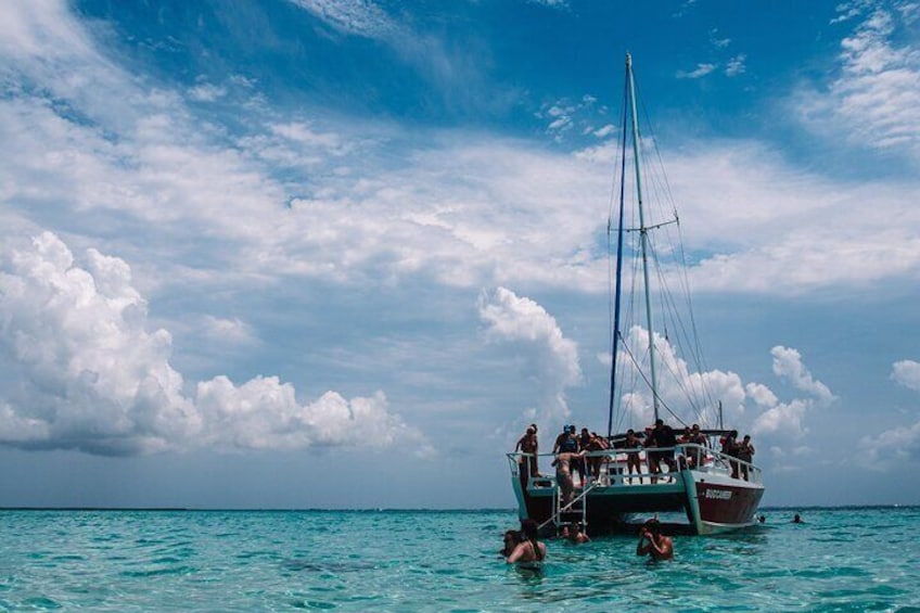 Private 4 hour Catamaran Tour