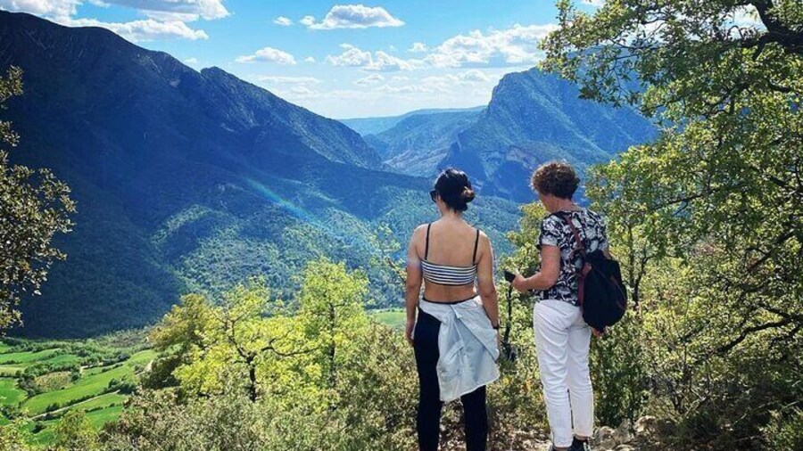 Half Day Guided Walking Tour in Montsec Mountain Range