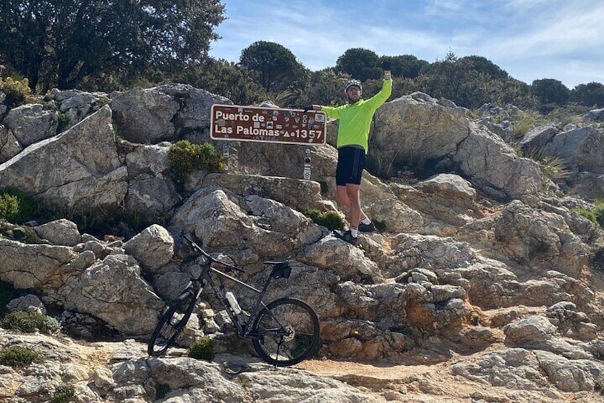 The top of Las Palomas Pass