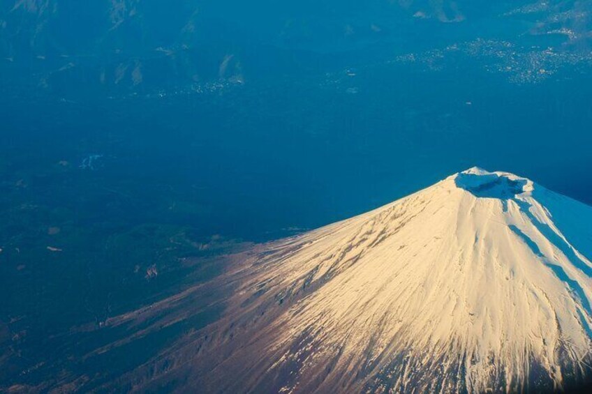 Private Tour in Mt Fuji with English Speaking Driver