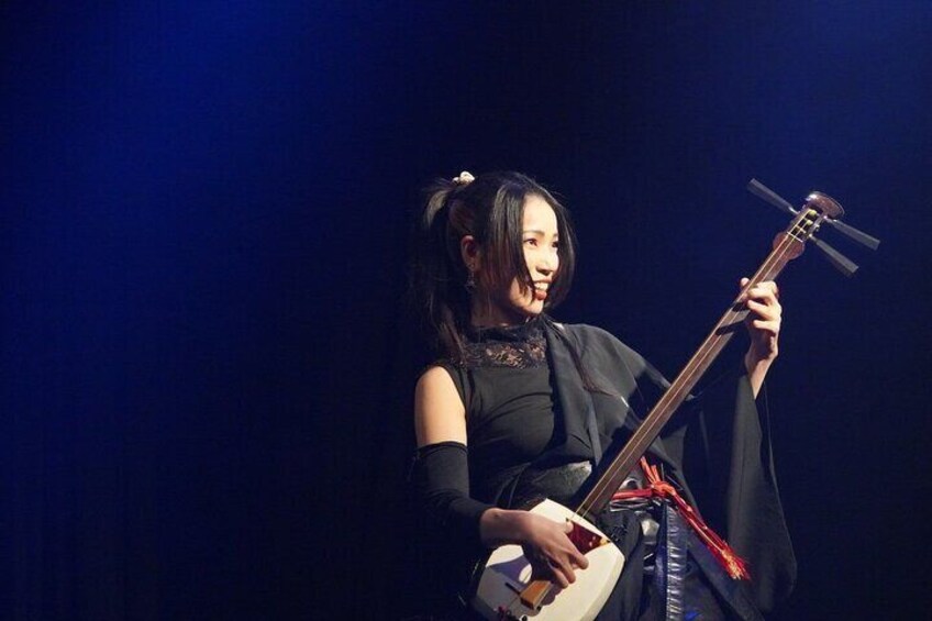 Shamisen player: Erika