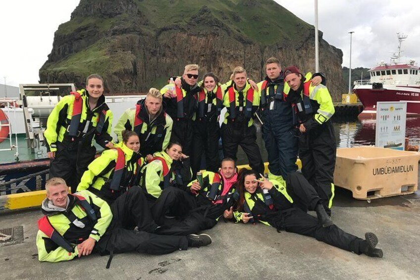 1-Hour Small Group Sightseeing Boat Tour in Vestmannaeyjar
