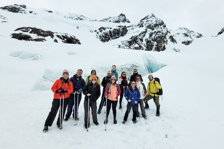 Trekking Vinciguerra Glacier and Laguna de los Témpanos