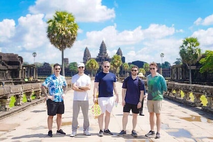 Angkor Wat Small Circuit Sunrise Tour from Siem Reap, Cambodia