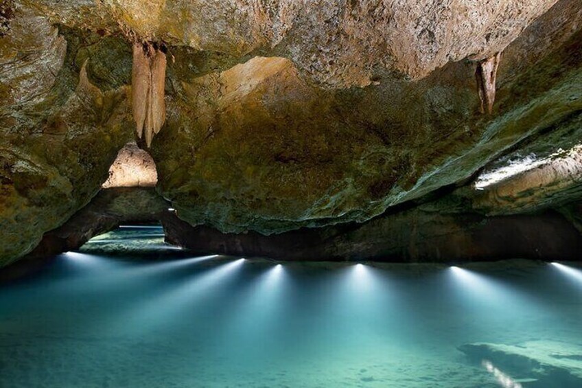 Half Day Tour to San Jose Caves from Valencia