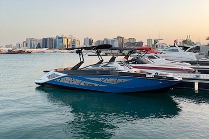 Doha Private Jet Boat Thrill Ride