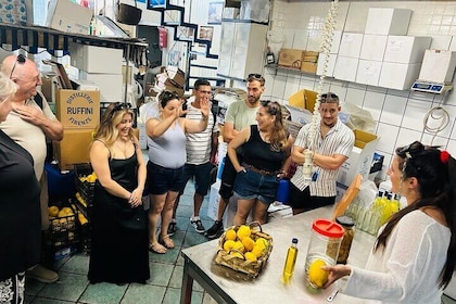 Sorrento Limoncello Tasting in a Seafront Factory