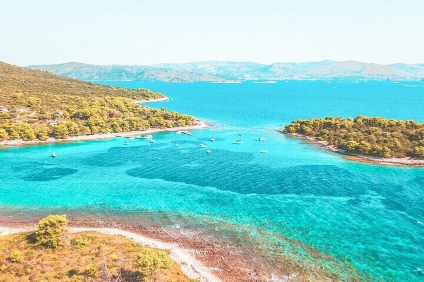 Green Island Escape Private Tour with Drinks Included