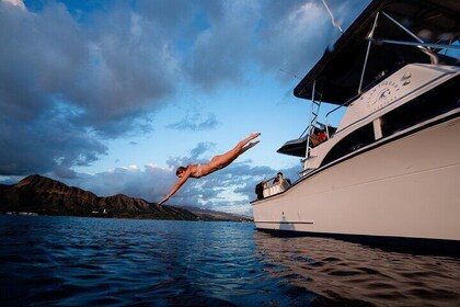 Private 3.5 hr Snorkel Charter in Waikiki