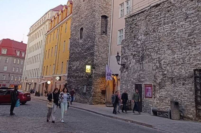 Private Tour in Old Tallinn & its Medieval Past