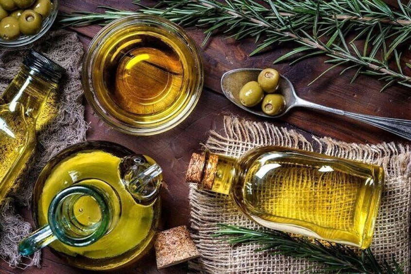 Virgin Olive Oil Experience with Herbs and Wine