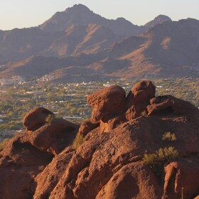 Phoenix: Epische Camelback Mountain begeleide wandeling | Beklim de top!