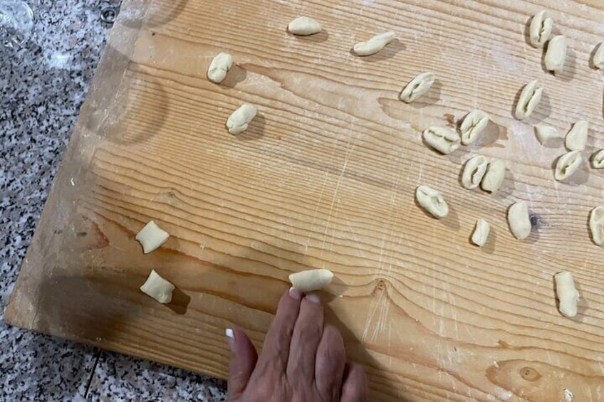 Cavatelli making of