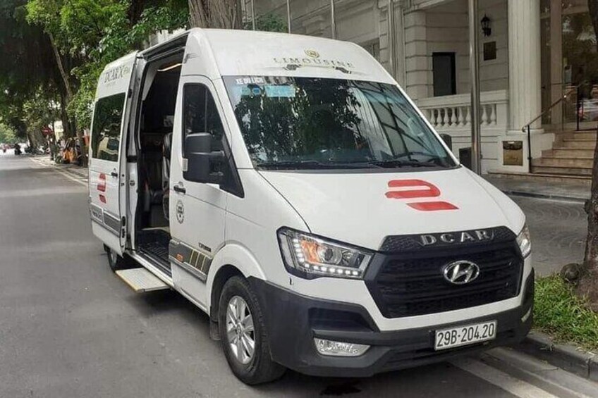 Express Limousine Van Transfer from Hanoi to Sapa