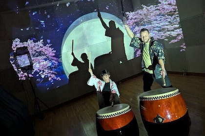Tokyo Cultural Experience: Play a Traditional Japanese Drum Taiko