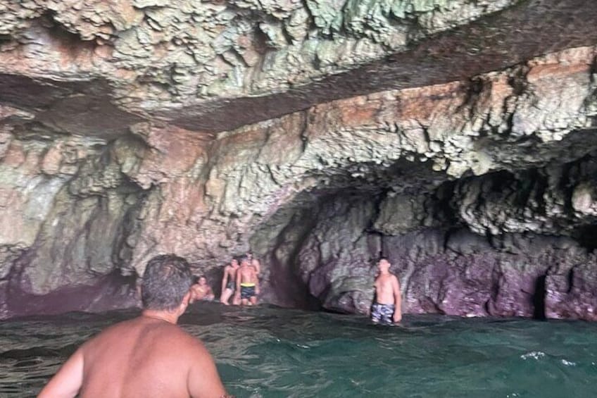 Excursions to the caves with a typical Salento aperitif