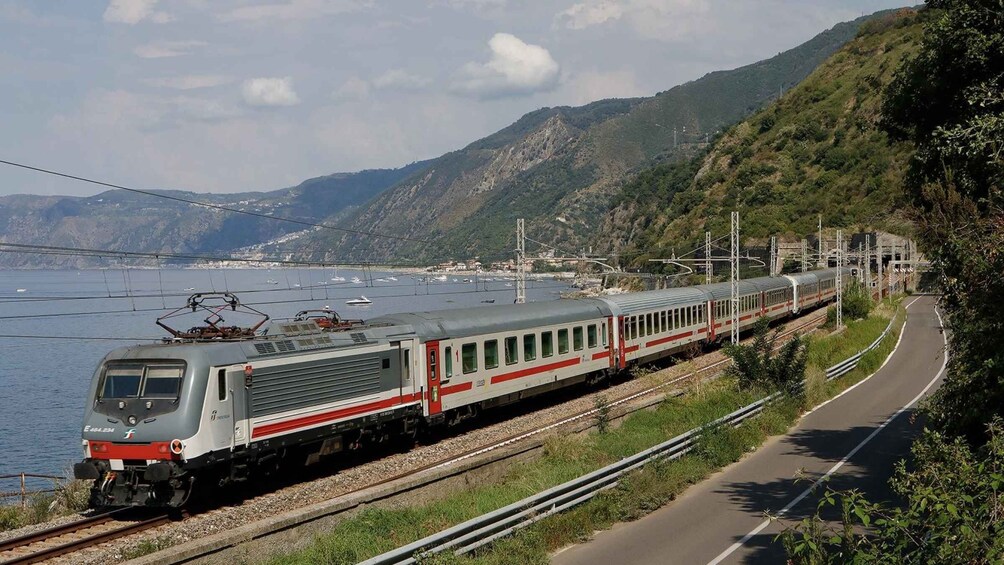 Picture 2 for Activity A delight rail journey: Reggio Calabria to Scilla or back