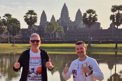 Angkor Wat and Siem Reap 4-Day Tour from Bangkok