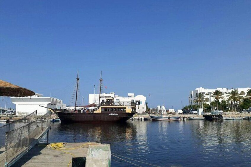 Pirate Cruise to Flamingo Island