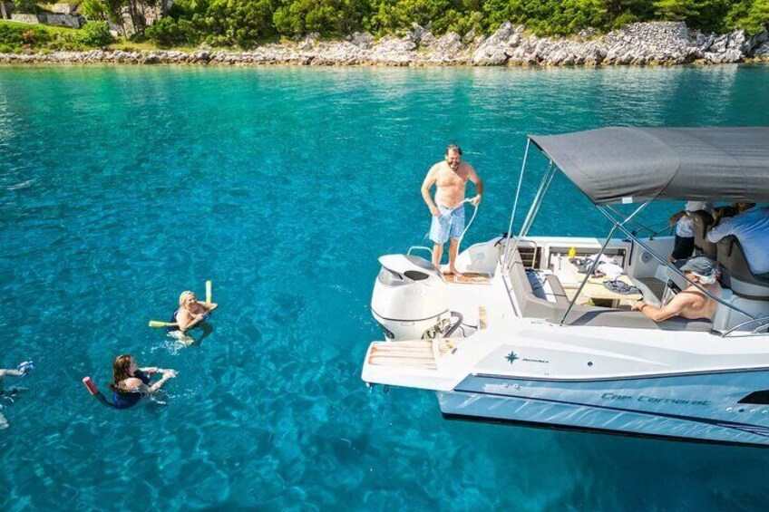 Blue Cave and Šunj Beach Speedboat Tour from Dubrovnik